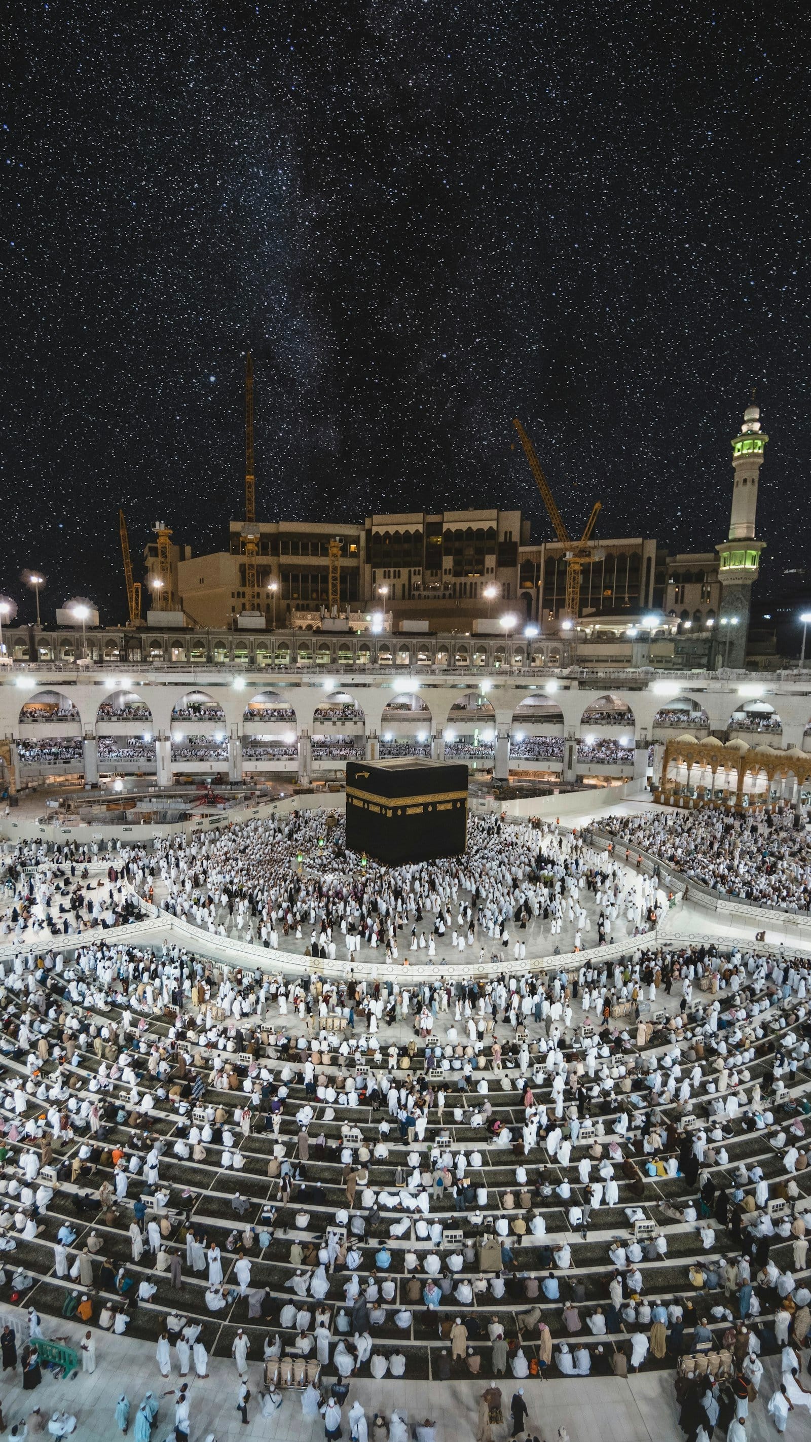 Doa di Multazam: Letak, Keutamaan, dan Adab Memanjatkannya bagi Jamaah Umroh