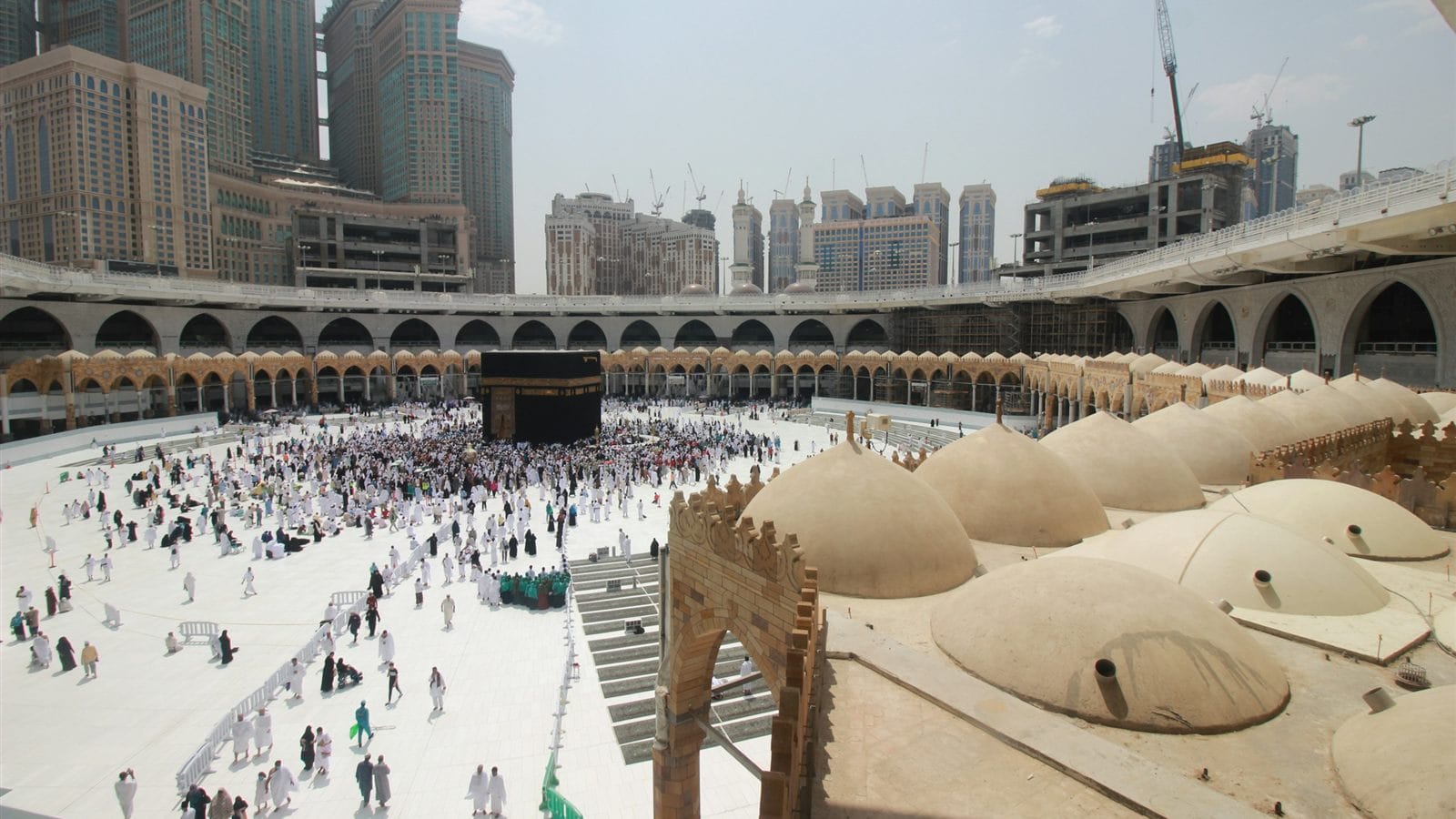 Jenis-Jenis Travel Umroh di Indonesia dan Cara Mencocokkannya dengan Kebutuhan Jemaah